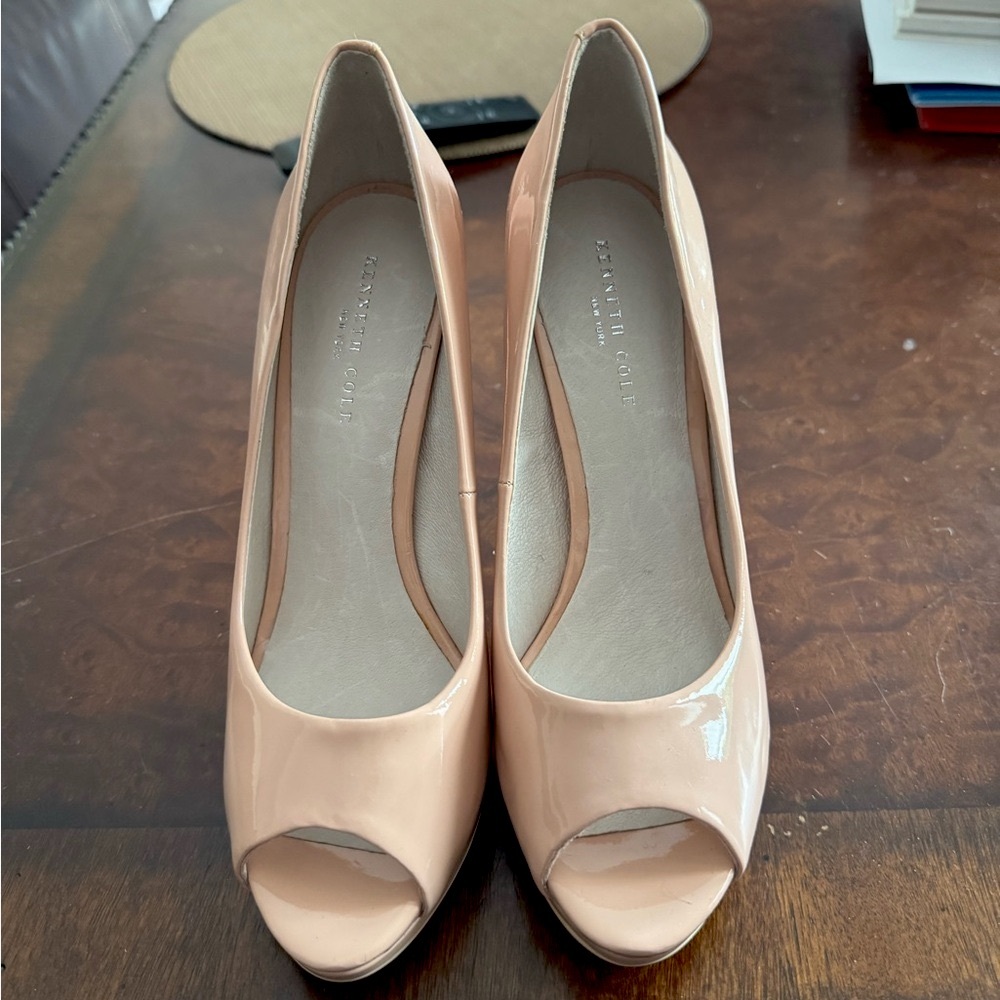 Kenneth Cole New York Pink/peach Peep Toe Heels